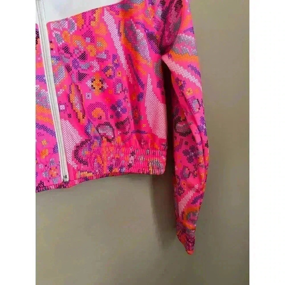 Nike Sportswear Pink Floral Printed Jacket Size Medium - Picture 7 of 10